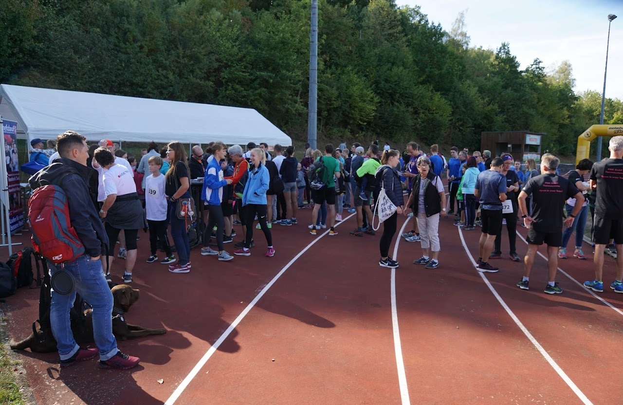 Bild vom 11. Benefizlauf im Jahr 2019. Dies ist das 33. Bild.